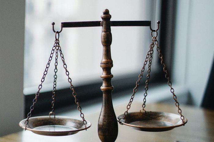 How long after accepting goods can a formal report (CIT20) be filled out?